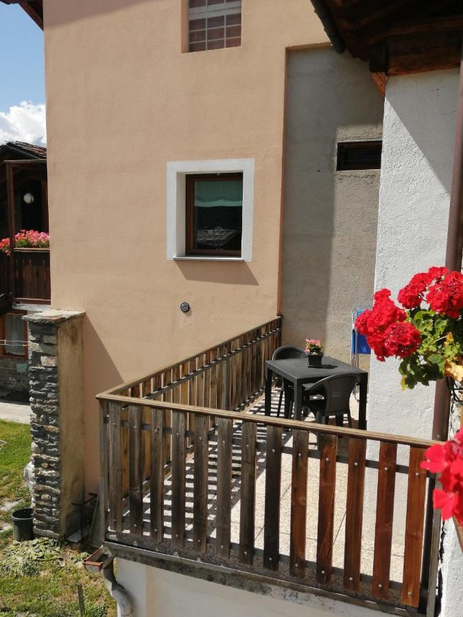 Casa Vacanze A La Salle Exterior photo
